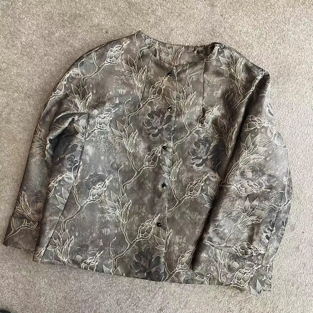 Оригинальное китайское зимнее стеганое женское пальто |