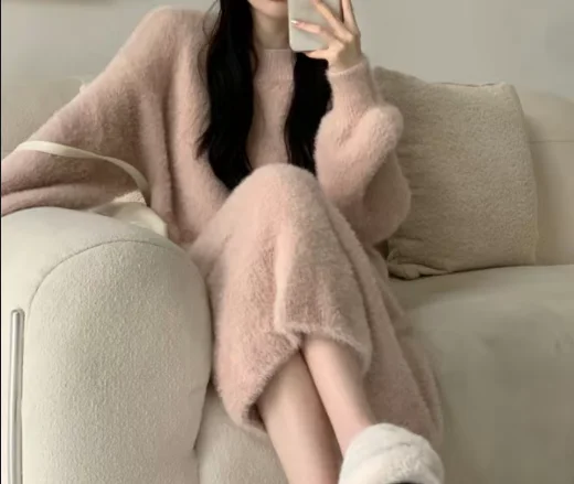 

Женское свободное платье в западном стиле