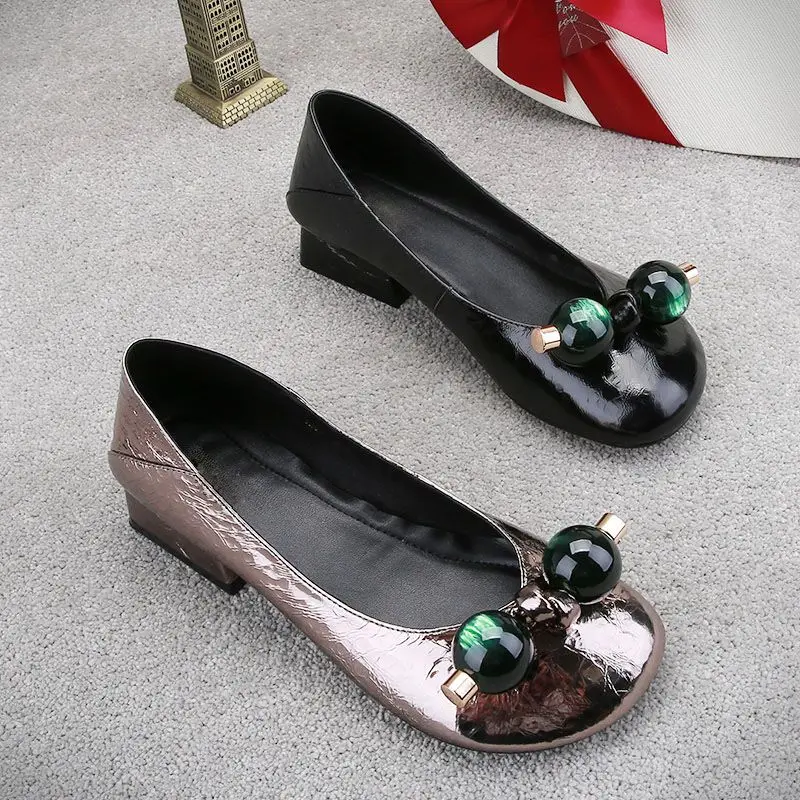 

2022 New Fashion All-match Scoop Shoes Soft Bottom Low Top Women's Shoes Flat Bottom Shallow Mouth Boat Shoes Women