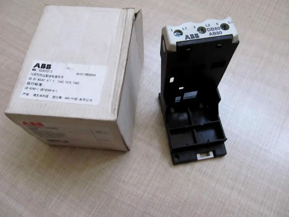 

1 шт. Новинка 1SAZ301110R0001 ABB DB80 AB80