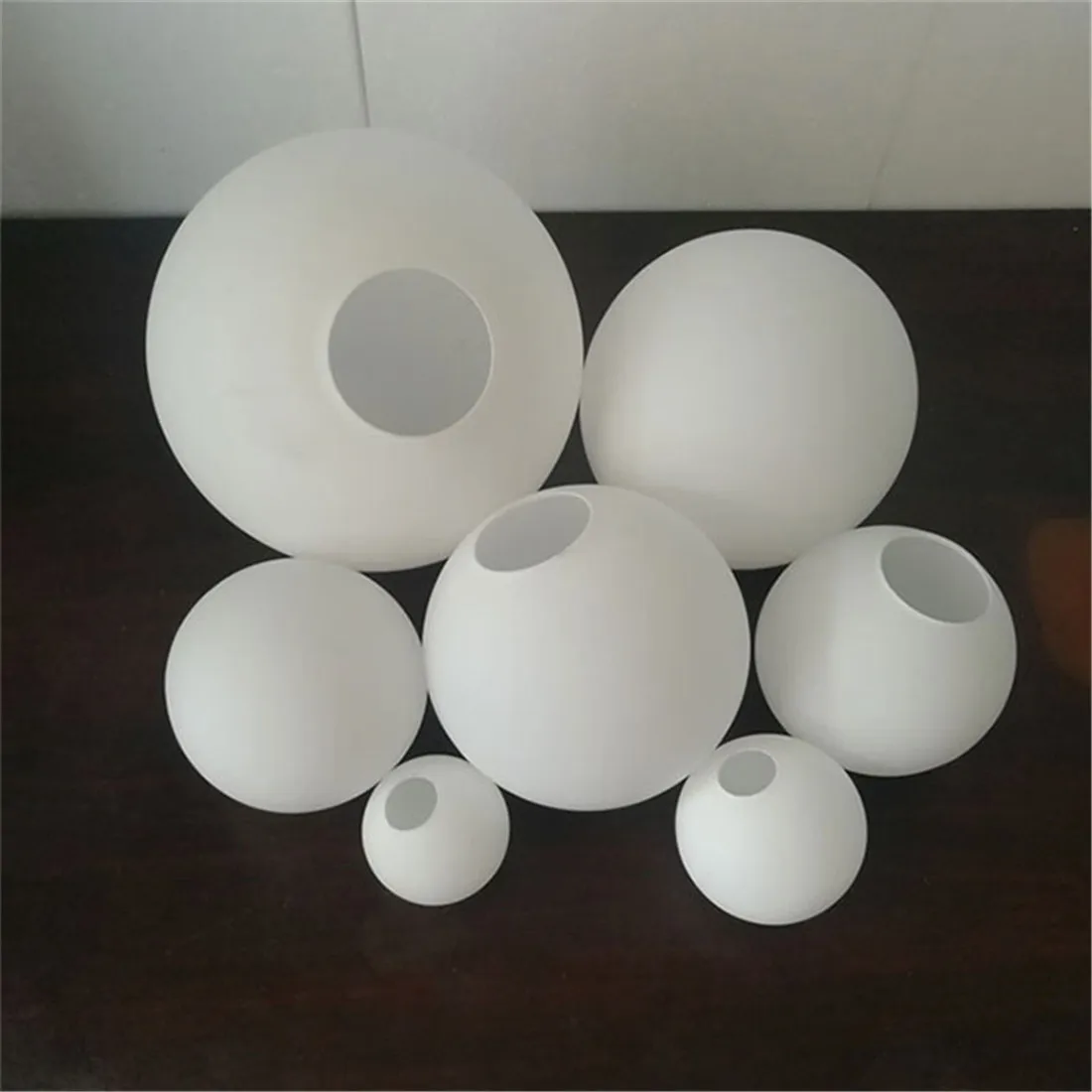 

Матовые белые стеклянные абажуры D6cm D8cm D10cm D12cm D13cm D15cm D18cm D20cm D25cm