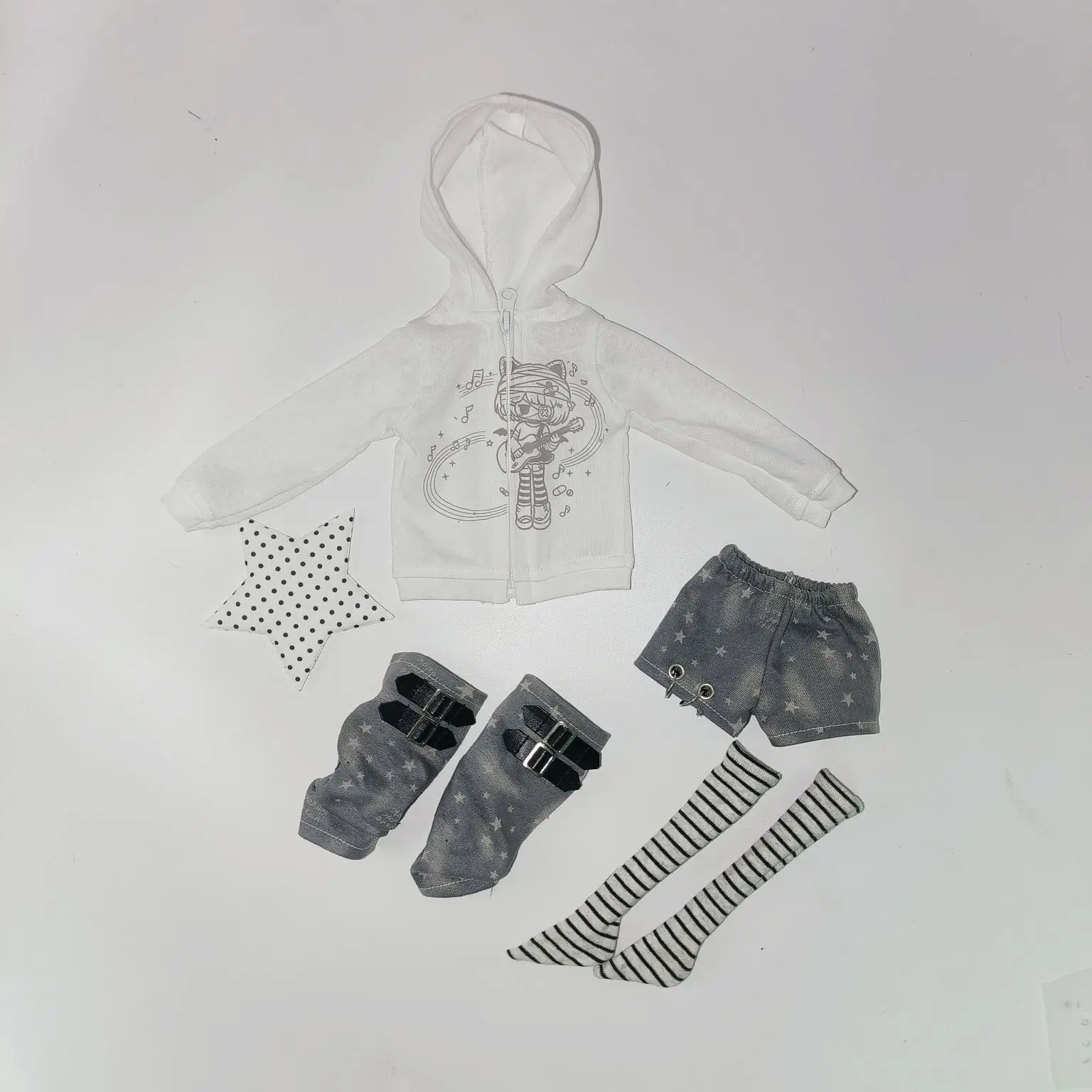Фото Одежда для кукол 1/4, 1/6, для кукол BJD 45/30 см: топ, шорты, носки, накладки на ноги, подушки, игрушки для девочек, аксессуары для кукол для игр и переодеваний. №1