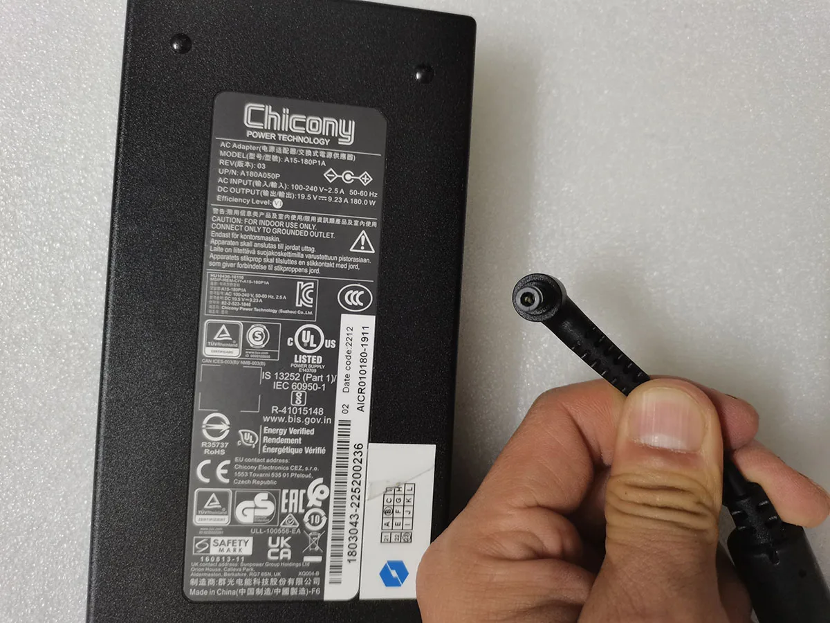 

OEM Slim Chicony 19,5 V 9.23A 180,0 W A15-180P1A 5,5 мм адаптер переменного тока для MSI MS-16Q2 GS65 Stealth Thin 8RF зарядное устройство для игрового ноутбука
