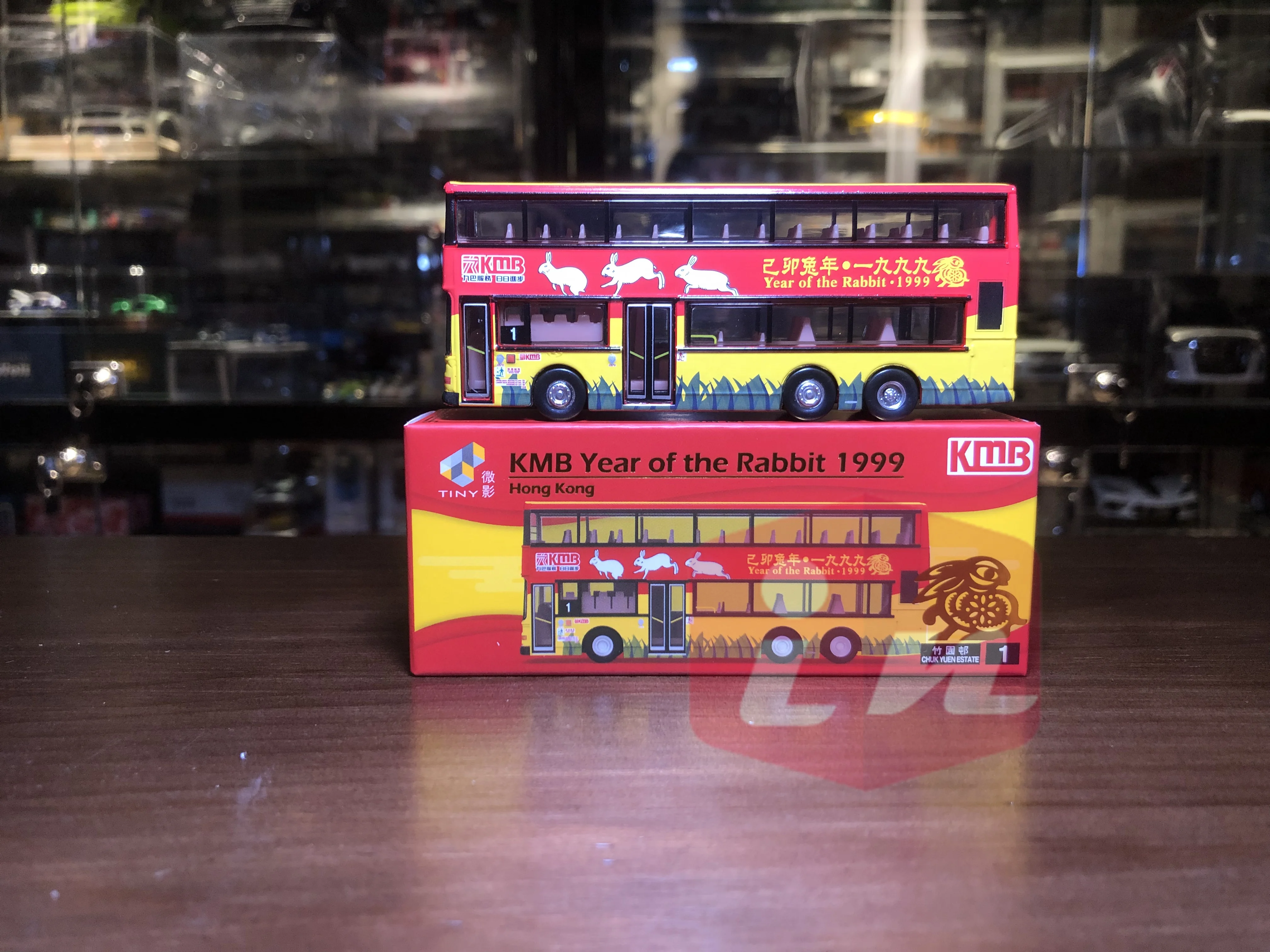 

Tiny 1:110 KMB Year of the Rabbit 1999 Hong Kong Bus Diecast Model Car Collection Limited Special edition Hobby Toys