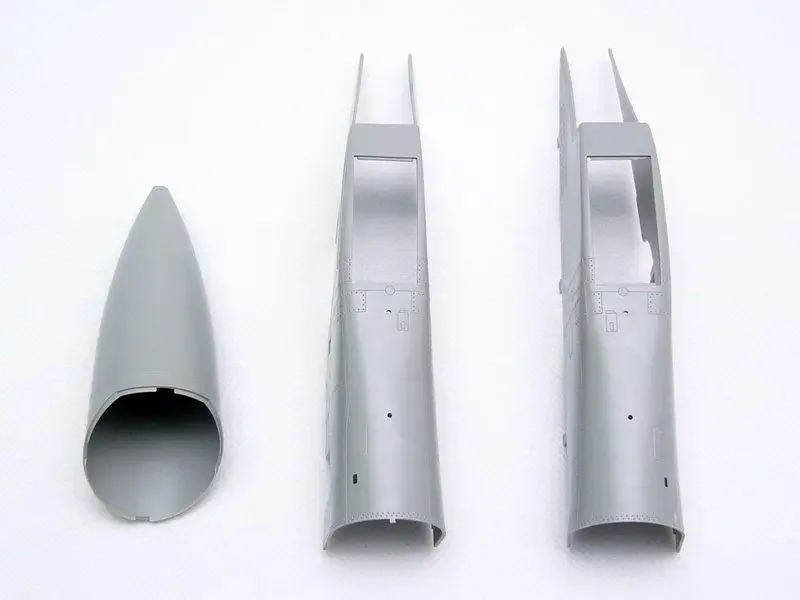 Trumpeter 02224 1/32 Набор моделей Sukhoi Su-27 Flanker B