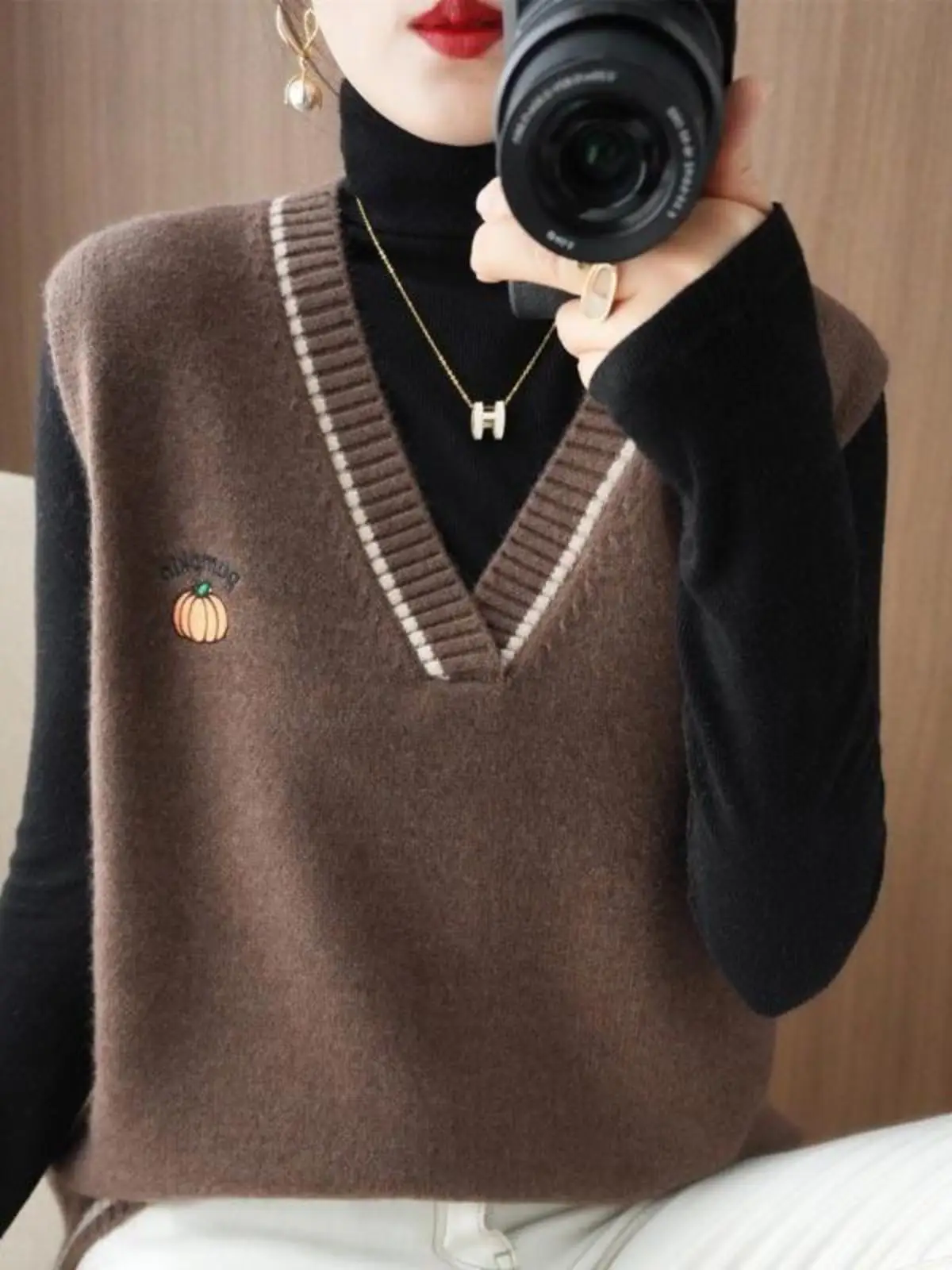 Осень-зима 2025 г. новый свитер жилет женский пуловер с v-образным вырезом свободный