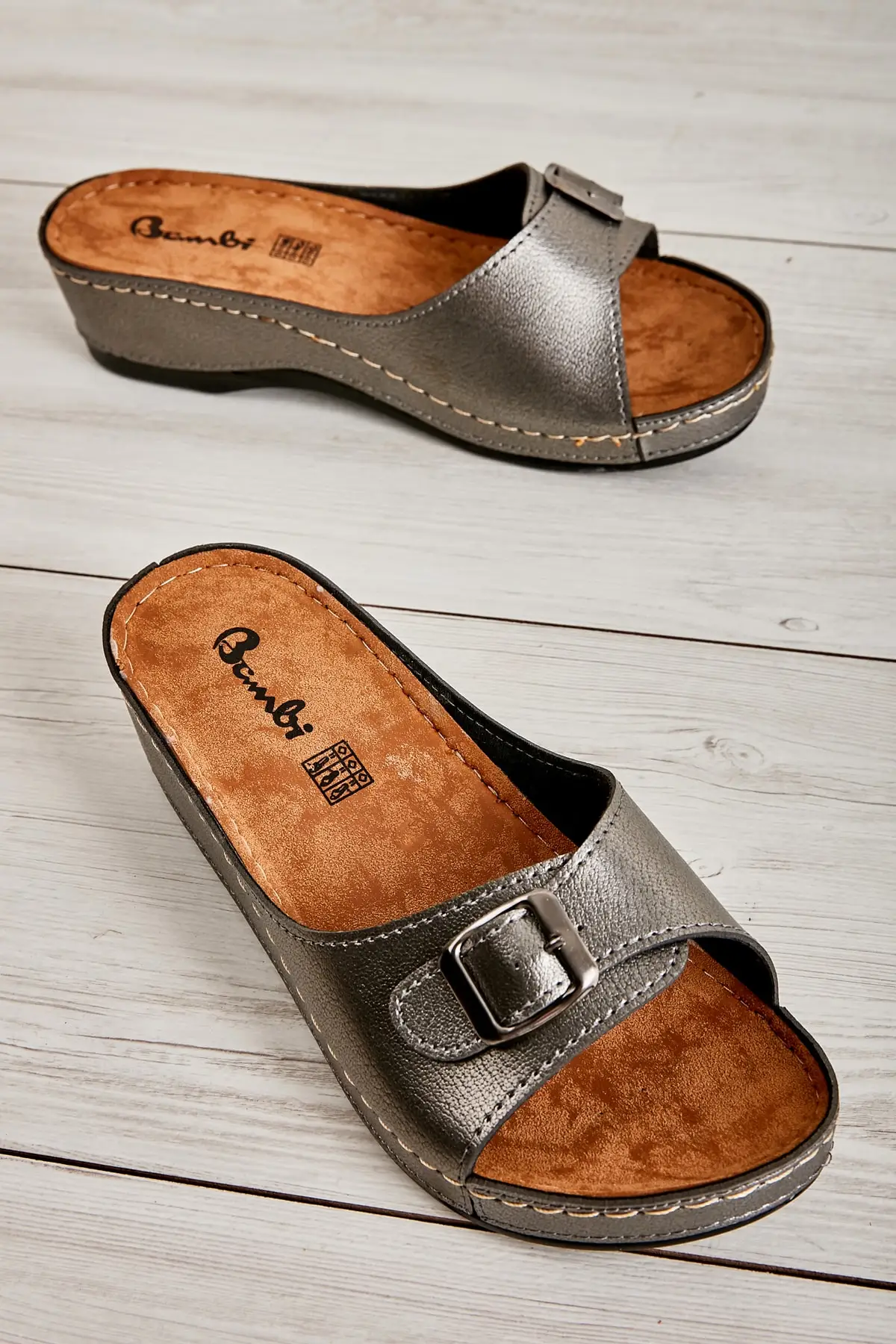 

Women Sandals Lead k Fashion Summer Slipper Indoor Outdoor Flip Flops Beach Shoes Female Slippers Platform Casual