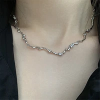 irregular wave pattern necklace womens clavicle chain trendy niche design geometric diamond studded sweet and cool wind chain
