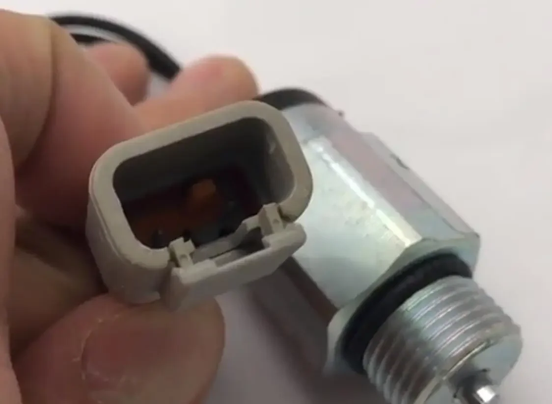 6677383 6674786 6676029 Соленоид отключения подачи топлива 12 В для мини-погрузчика Bobcat 751 753