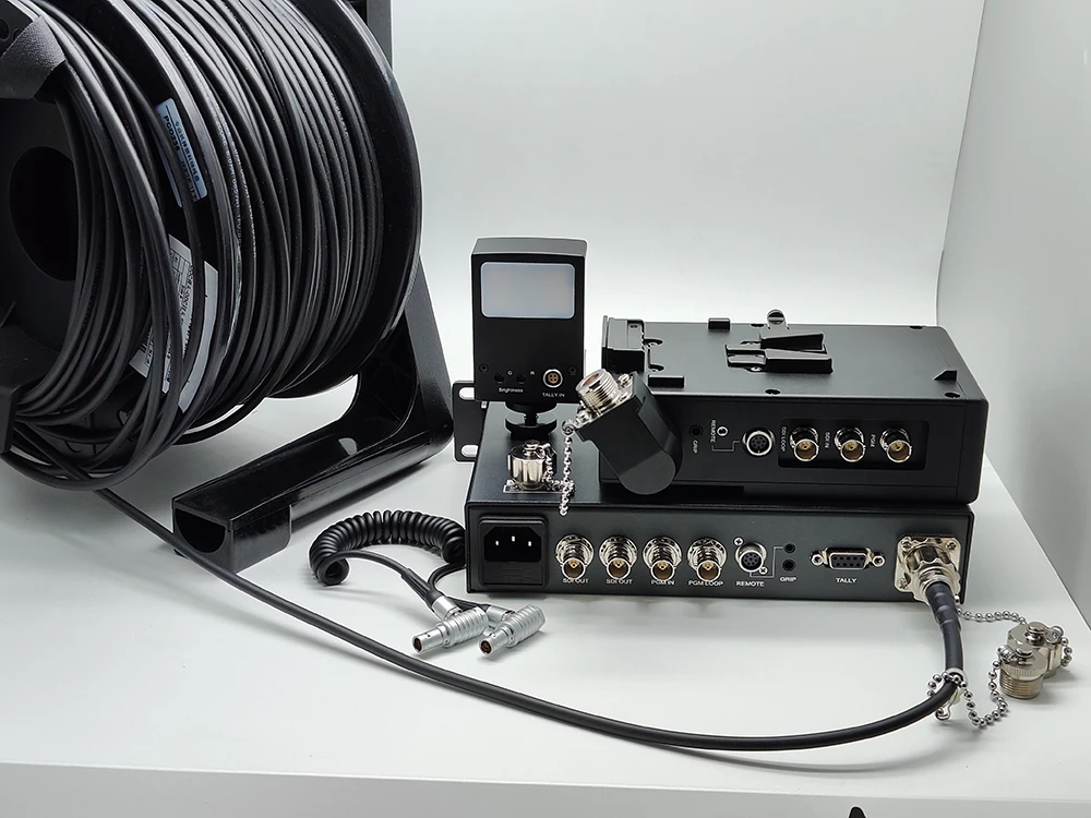 Фото Преобразователь 4K EFP в оптоволоконный медиаконвертер с разъемом ODC 12G/6G/3G/HD SDI для системы камер BLACKMAGIC, используемый и для защиты от 10 км №1