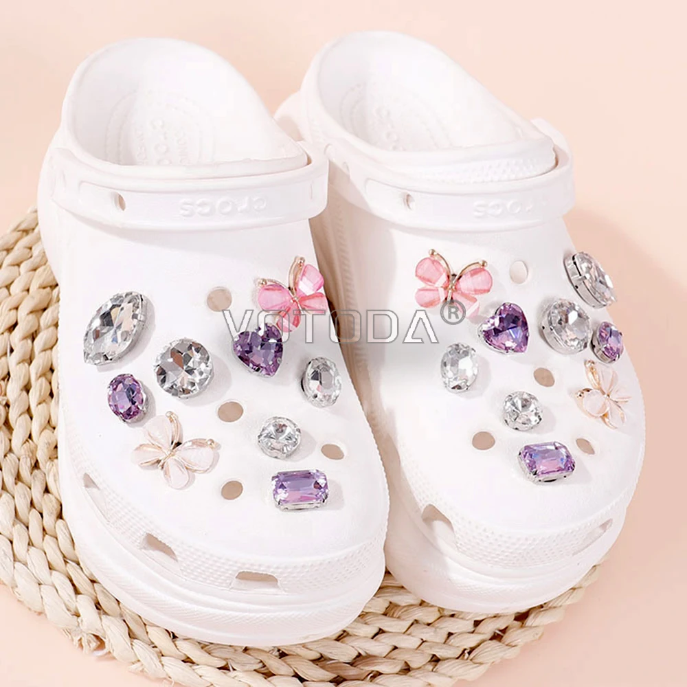 2022 New 1 Set Cute Croc Charms Brand Designer Shoes Charms JIBZ Bling Crocs Accessories Fashion Rhinestone Bow Shoe Decorations