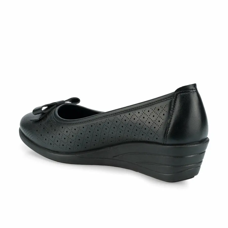 

Women Shoes Flats Fashion Casual Polaris