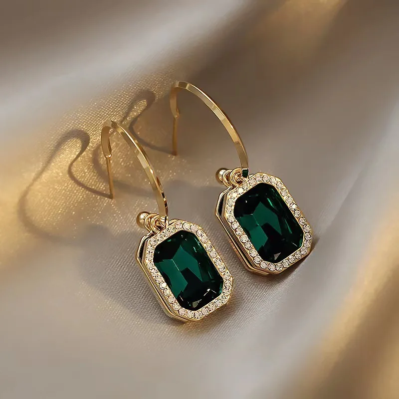 

2023 New Fashion Trend French Vintage Emerald Crystal Zircon Elegant Women Earrings Korean Earrings Birthday Gift Party Gift