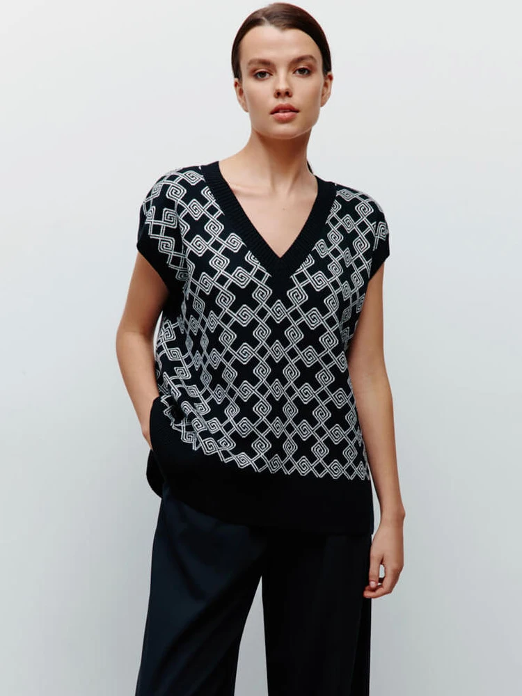 

CamKemsey Women Sweater Vests 2023 Chic V Neck Autumn Winter Sleeveless Vintage Geometric Jacquard Knitted Vest Pullovers