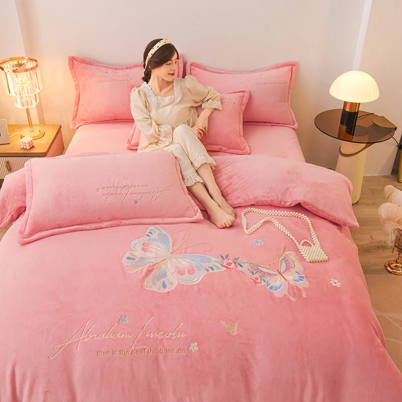 

Комплект постельного белья из 4 предметов, зимнее семейное покрывало, роскошный плюшевый Комплект постельного белья, комплект с пододеяльн...