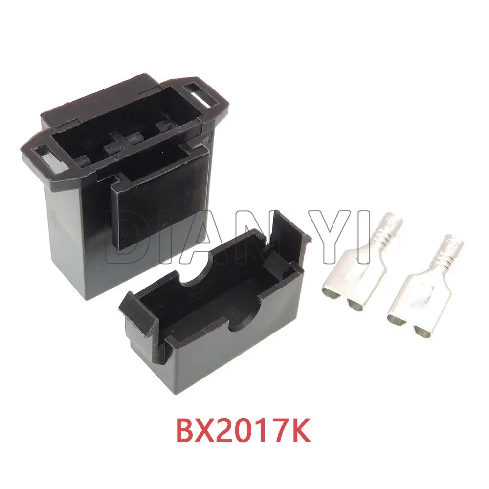 

1 комплект, черный, красный керамический лезвие, стандартный средний средний держатель предохранителя с терминалом для сборки переменного тока, автомобиля, мотоцикла, автомобиля