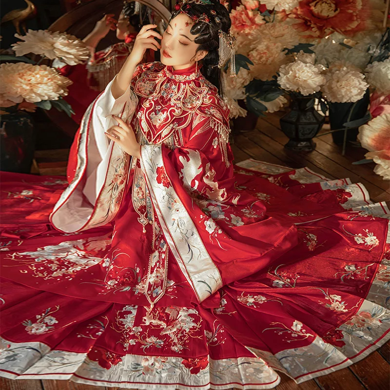 

Chinese Wedding Dresses for Women Bride Ming Dynasty Phoenix Embroidered Hanfu Robe Set Tassel Cloud Shoulder Horse Face Skirts