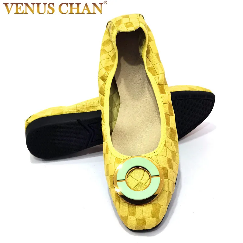 

2022 Spring Hot Sale Genuine Leather Checkered Stripes Big Size Women's Flat Comfort Loafers Casual Ladies Elastic Shoes
