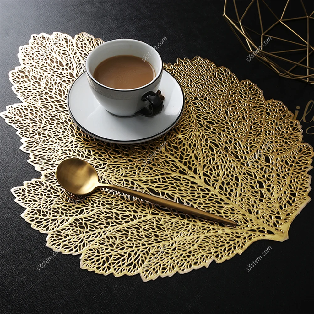 

4pcs Creative Hollow PVC Gold Silver Leaf Heat Insulation Table Mat Home Decoration Mat Anti-scalding Mat Holiday Decoration