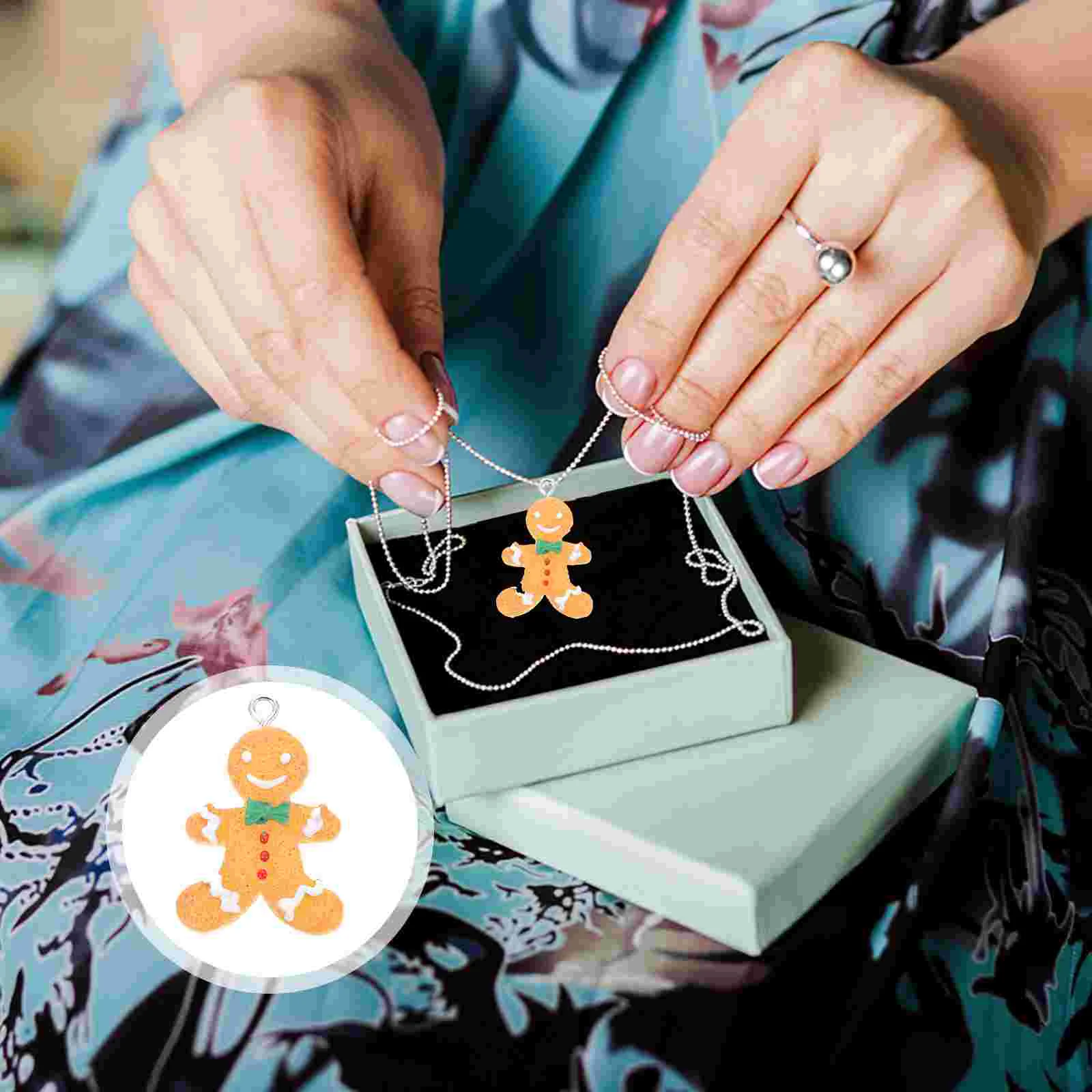 

Pendant Diy Jewelry Making Accessories Charms Christmas Supplies Charm Key Man Bag Party Fillers Gingerbread Ring Cute Stocking