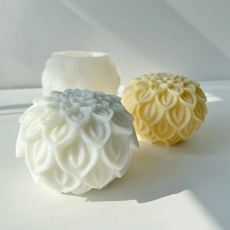 

Flower Ball Candle Decoration Mold DIY Aromatherapy Candle Mould