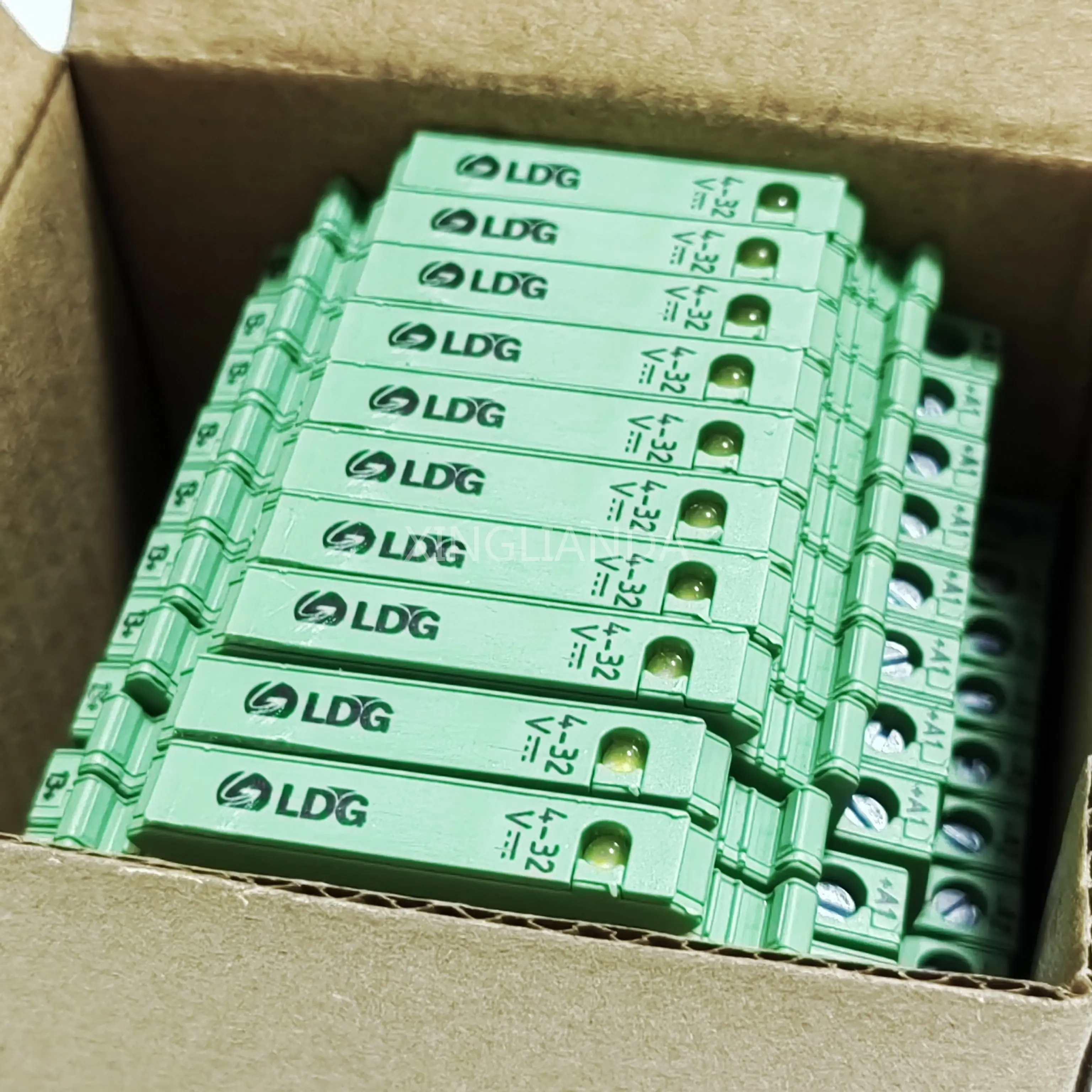 10 шт. MRD-060D2 Инновационная светодиодная индикация 2 А Вход: 5 В 12 24 постоянного тока