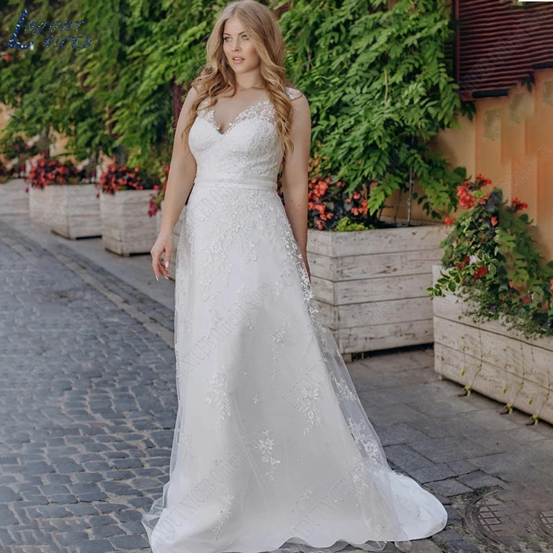 

LAYOUT NICEB V Neck Wedding Dresses Appliques Tulle Sweep Train vestidos de novia playa Plus Size Lace Bridal Gowns Custom Made