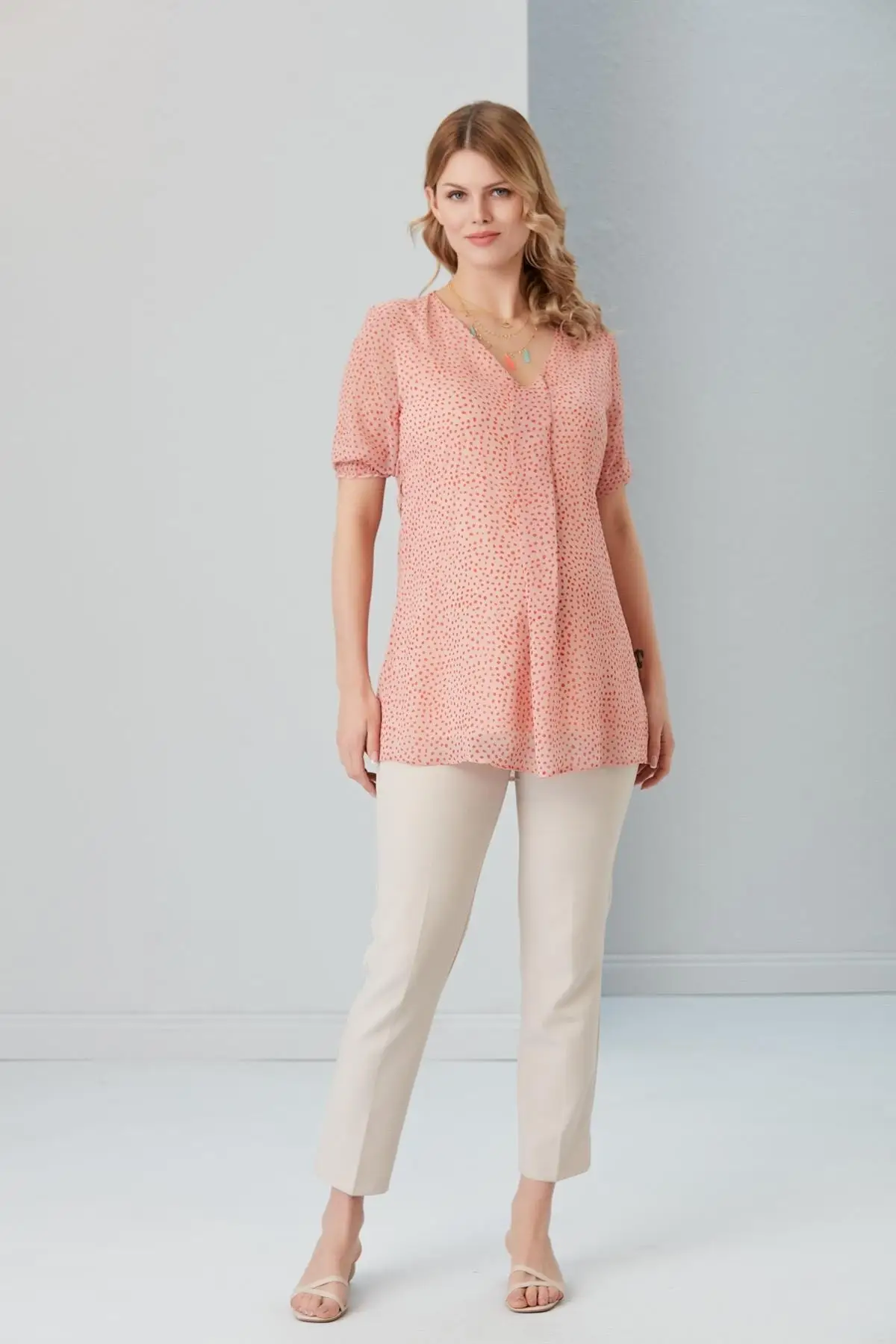 Женская стильная блузка для беременных B0027-Mini Point со складками и короткими рукавами