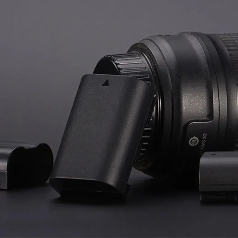 Аккумулятор + двойное зарядное устройство со светодиодной подсветкой для камеры