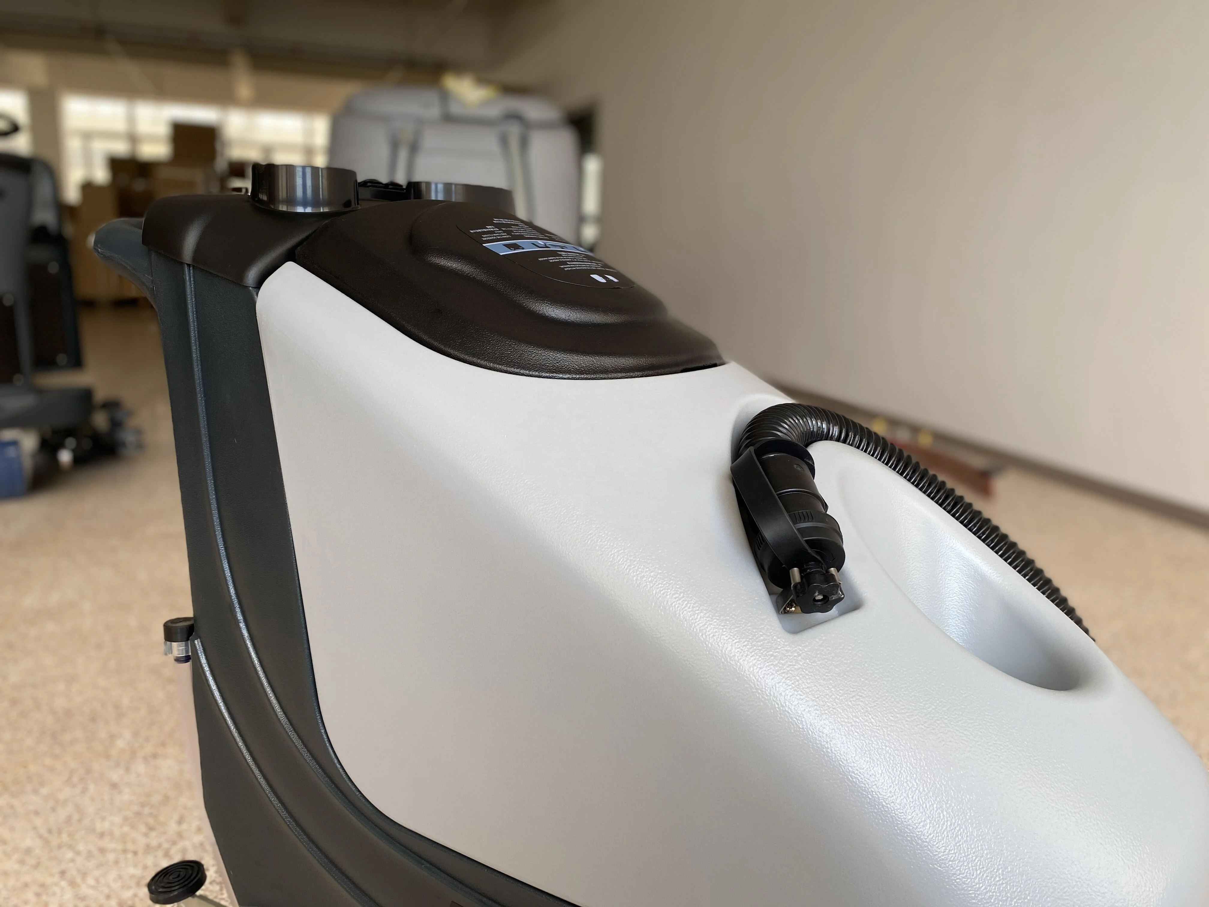 Моющий аппарат для сухой и влажной уборки MLEE 530B по конкурентоспособной цене 42/51L