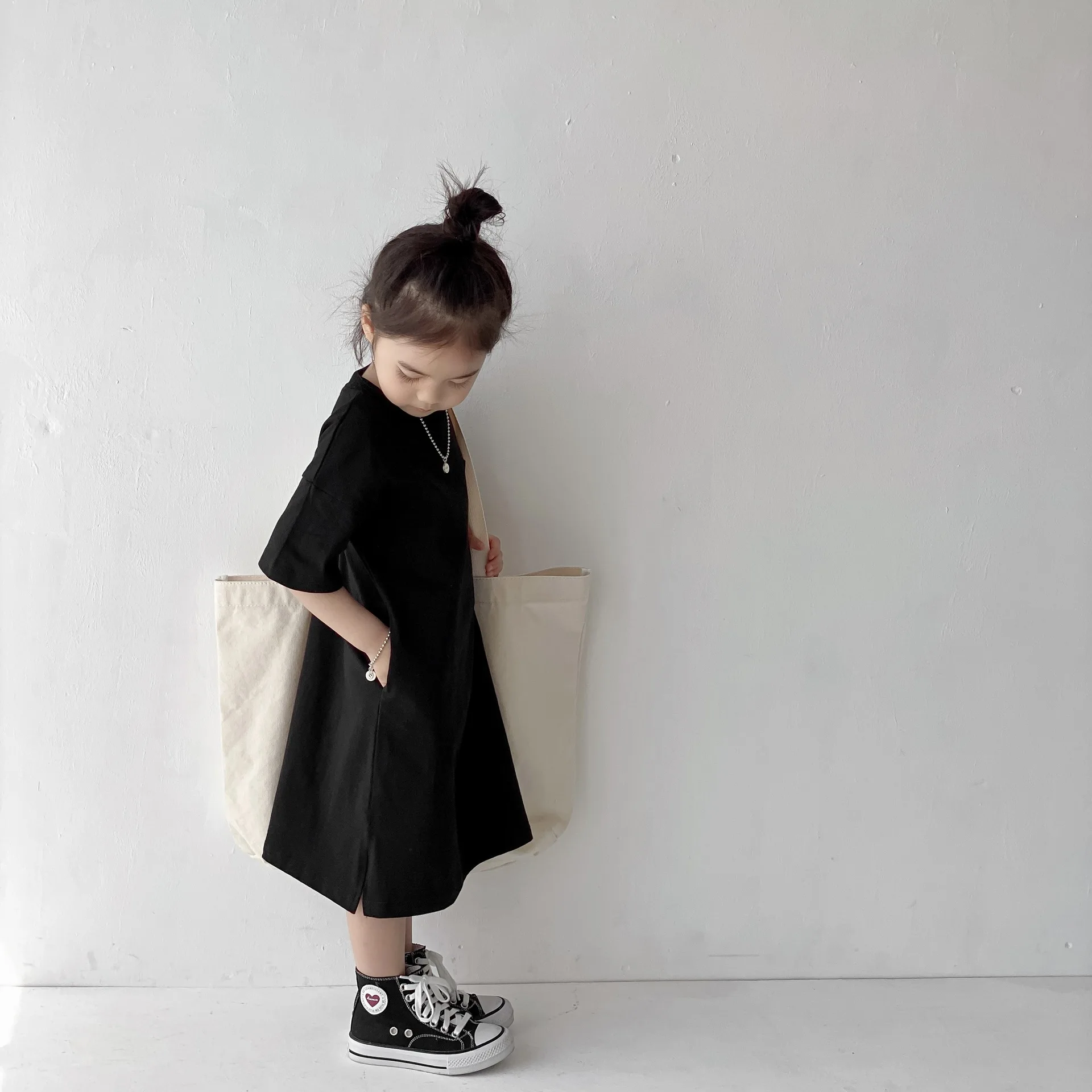 

Japanese Solid Color Girls T Shirt Dress for Kids Side Split with Pockets 3-8Y Causal A Line 2022 Summer New Children's Clothing
