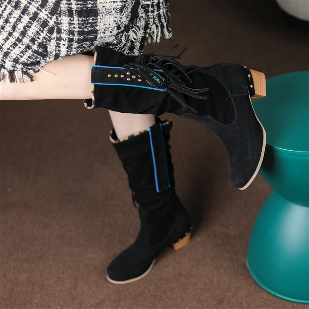 

British London Style Suede Girls Shoes Metal Rivet Chevalier Boots Tassels Thick Zipper Thick Heel 5cm High Jackboots