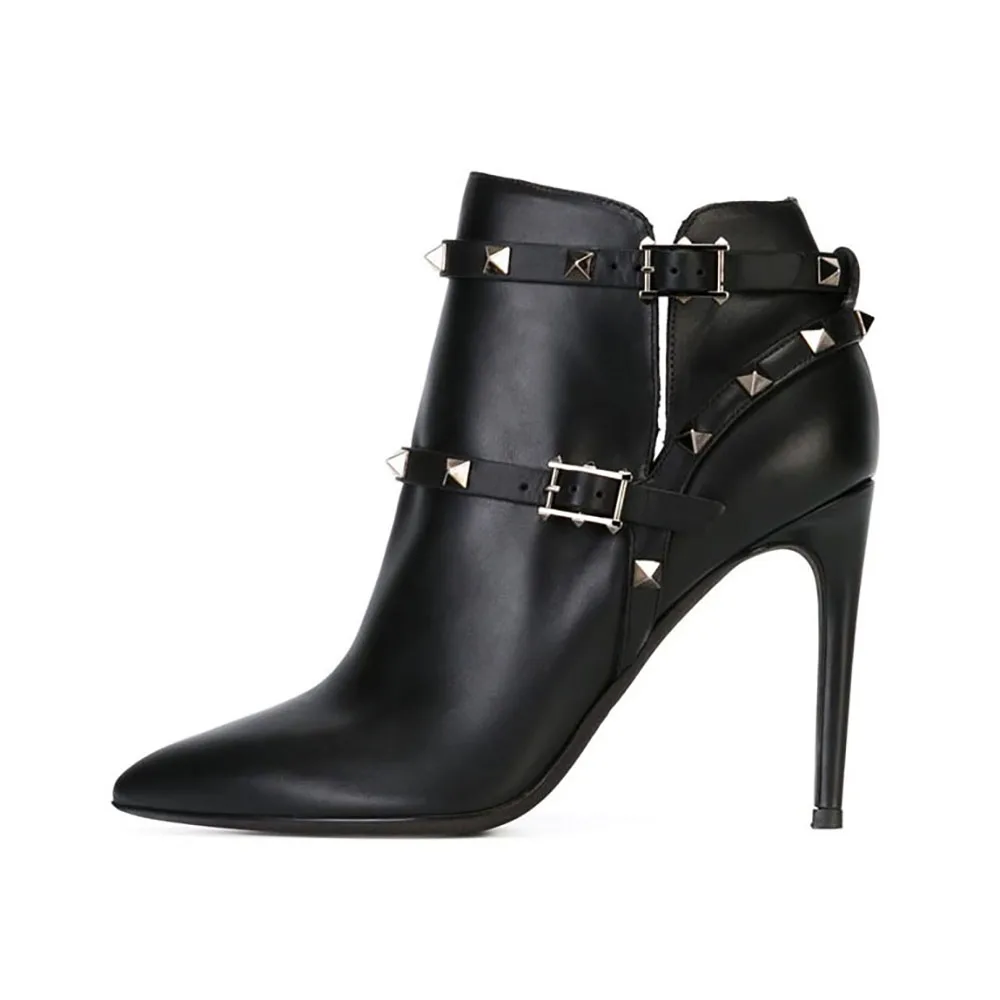 Женские ботильоны с заклепками на высоком каблуке острым носком