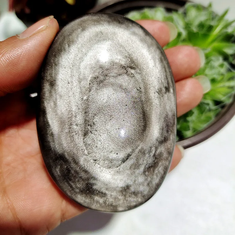 

Natural stone Silver light obsidian Palm stone Beautiful gem Wizard chakra Spiritual Energy Meditation Reiki healing crystal hom