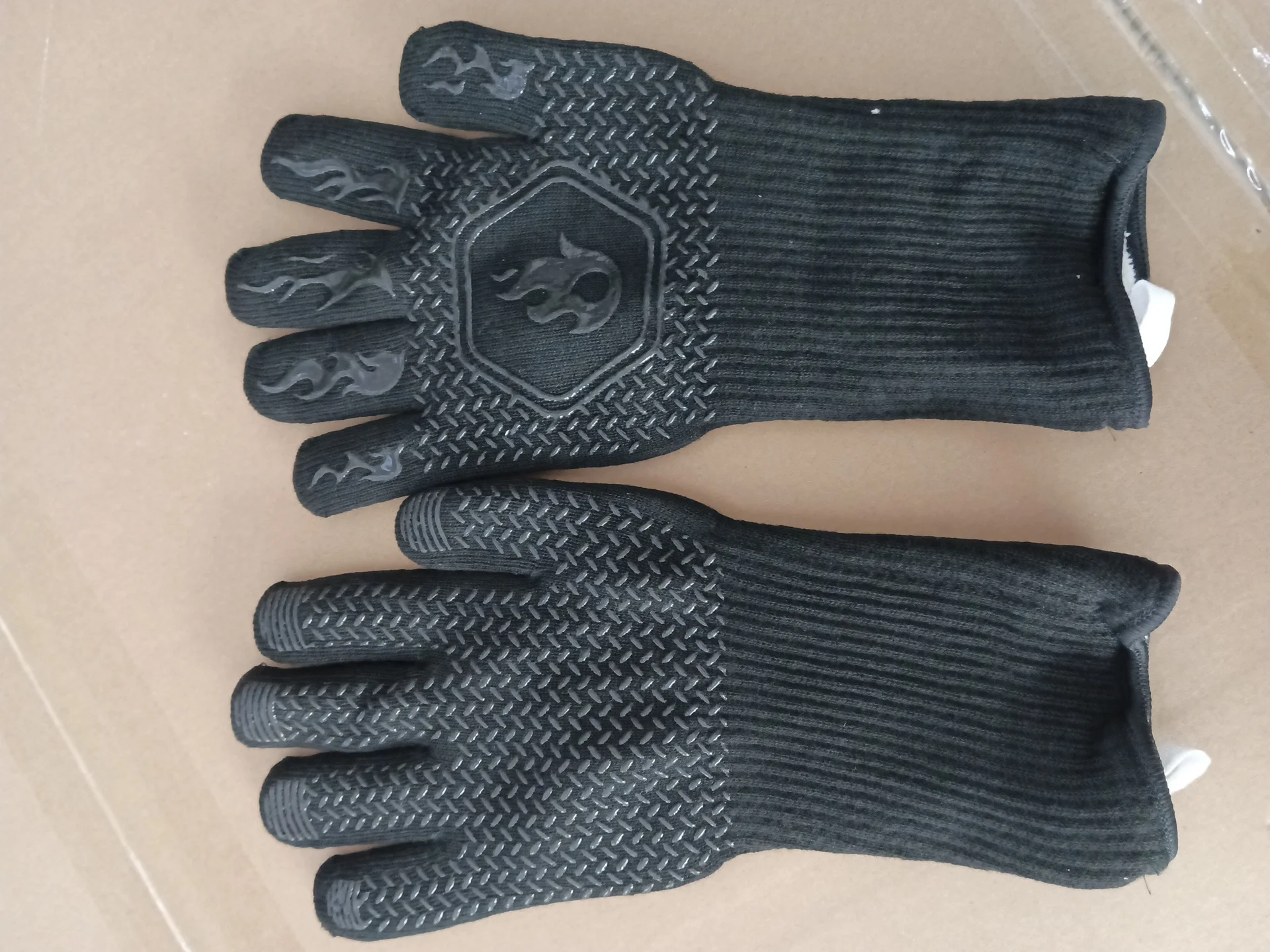 

Silicone Gloves Grill Gloves Silicone Mitts Cooking Gloves Silicone Gloves Gauntlet Anti-scald Insulated Gloves Silicone Gloves