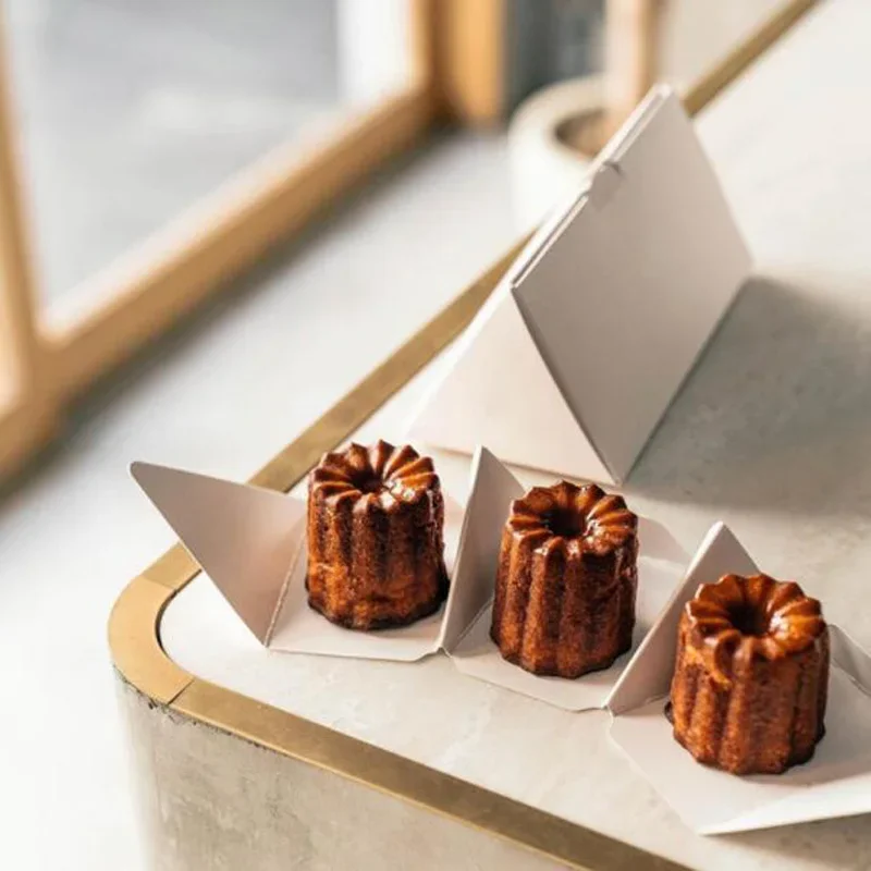 Белые бумажные коробки для каннелей 30 шт.