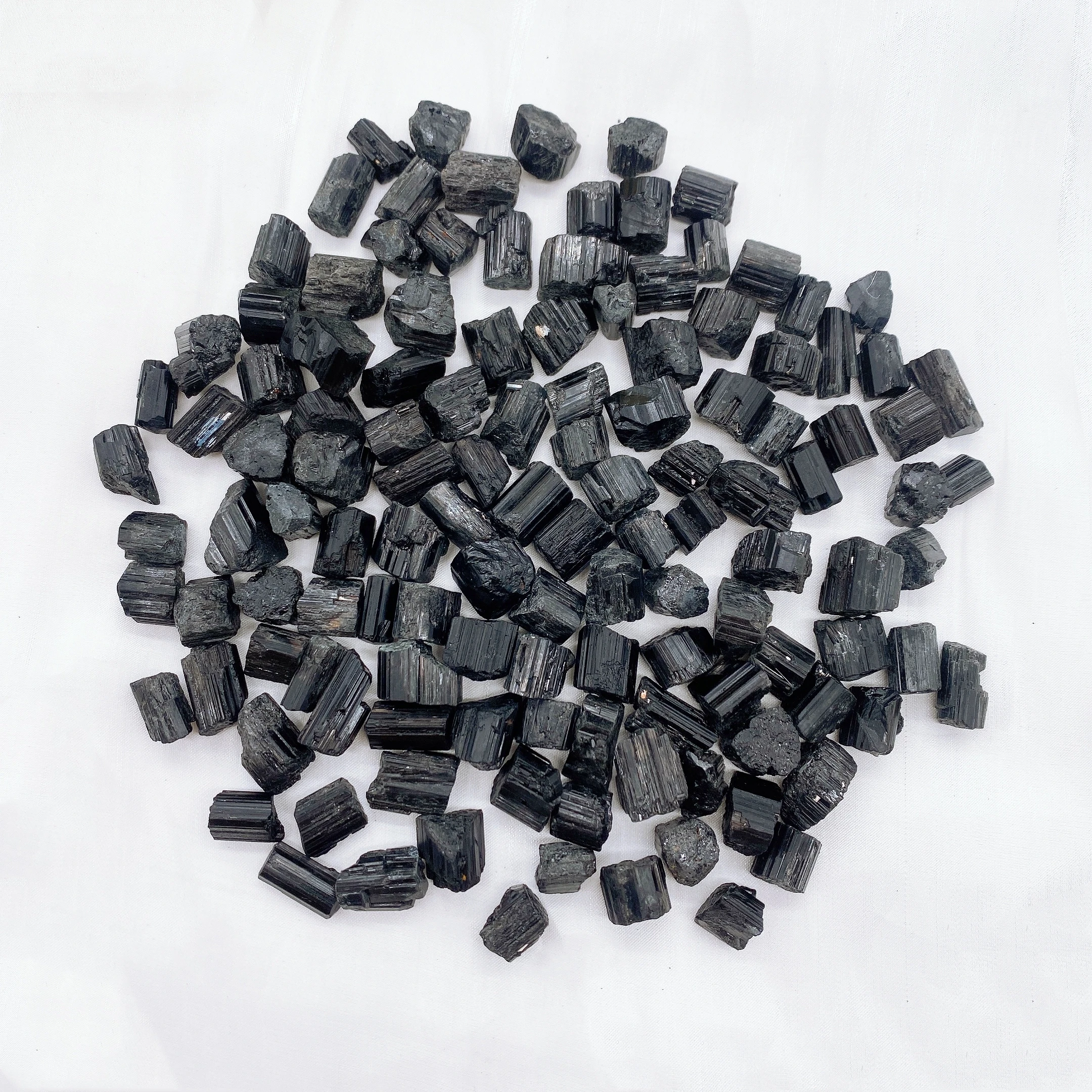 

Черный турмалин, гравий, кристаллы