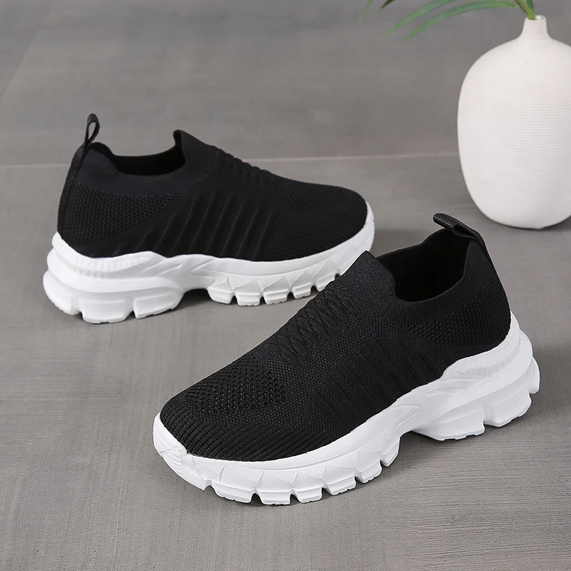 Fashion Sneakers for Women 2023 New Knitting Mesh Women's Vulcanize Shoes Thick Bottom Slip On Walking Shoes Plus Size 42