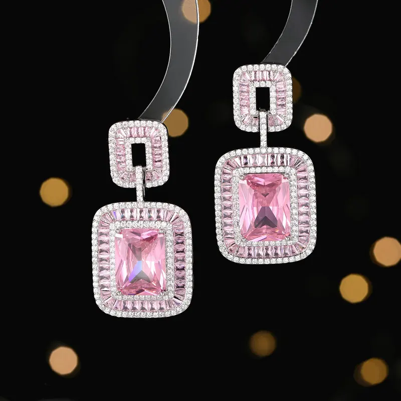 

Серьги женские Геометрические Квадратные с супервспышкой из фианита