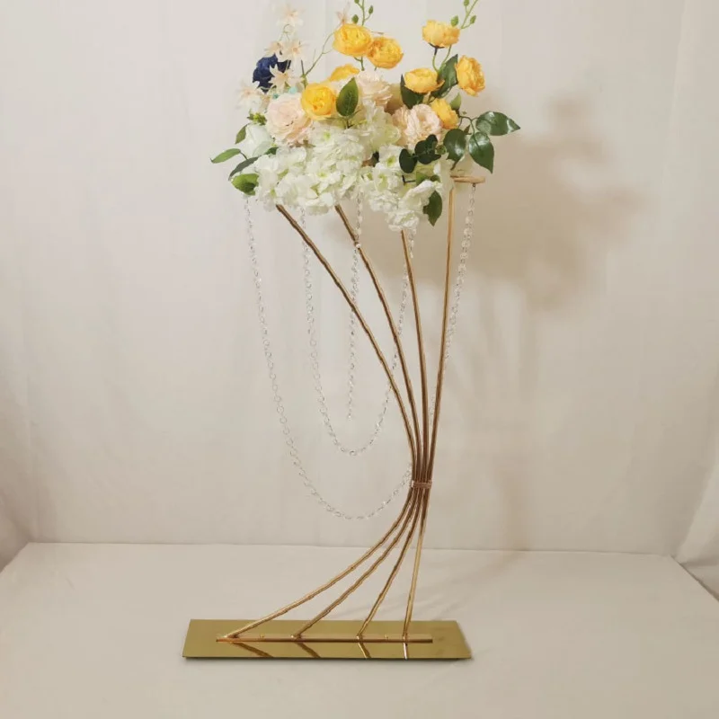 

12pcs/Golden Wedding Way Flower Stand Wrought Iron Crystal Main Table Decoration Ornaments Wedding Presents Party Centerpieces
