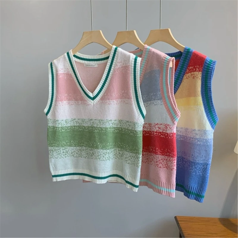 

Женский трикотажный жилет без рукавов, с v-образным вырезом