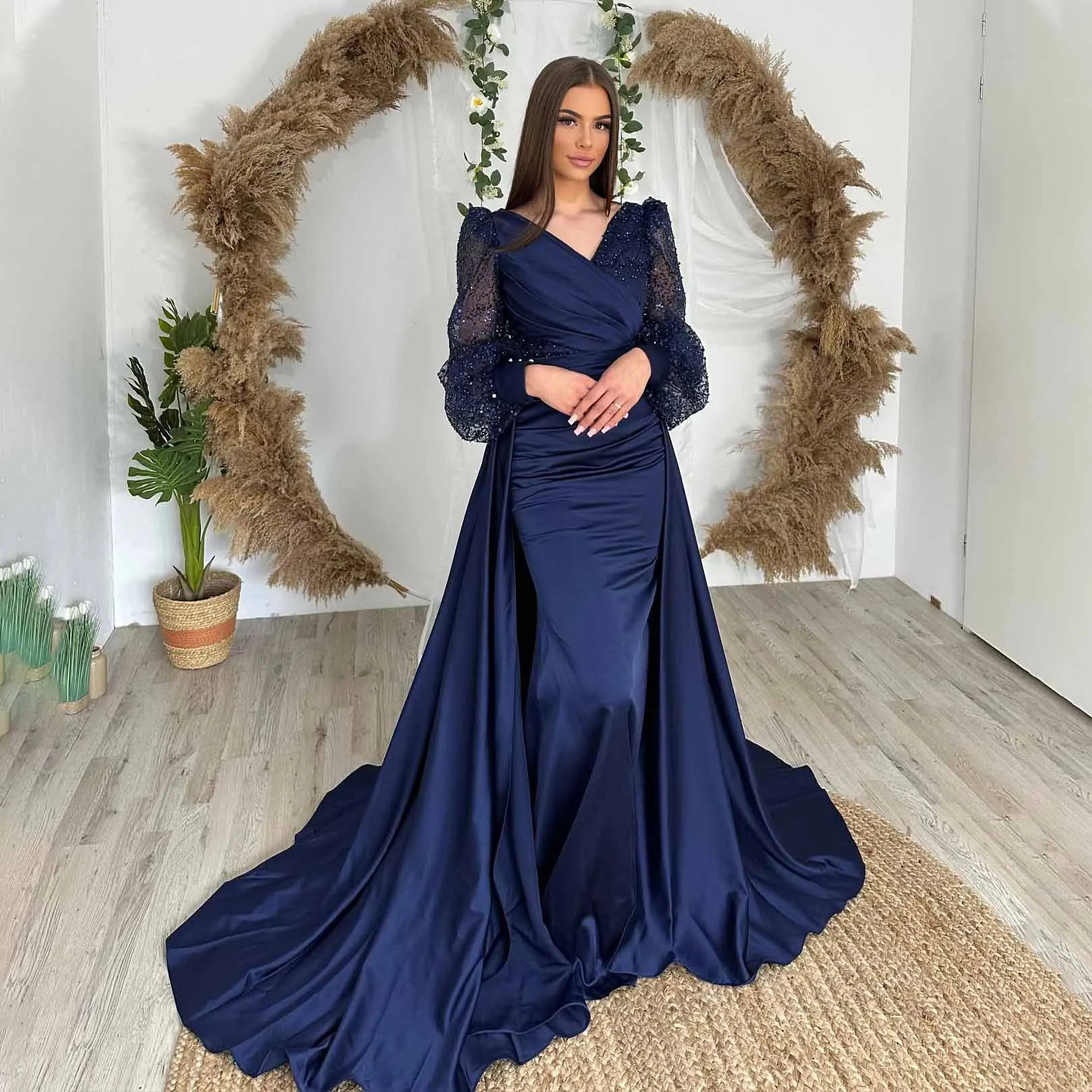 

OEING V-Neck Luxury Formal Evening Dresses Beading Pleat Long Sleeves فساتين سهرة Floor Length Elegant Prom Growns Party Women