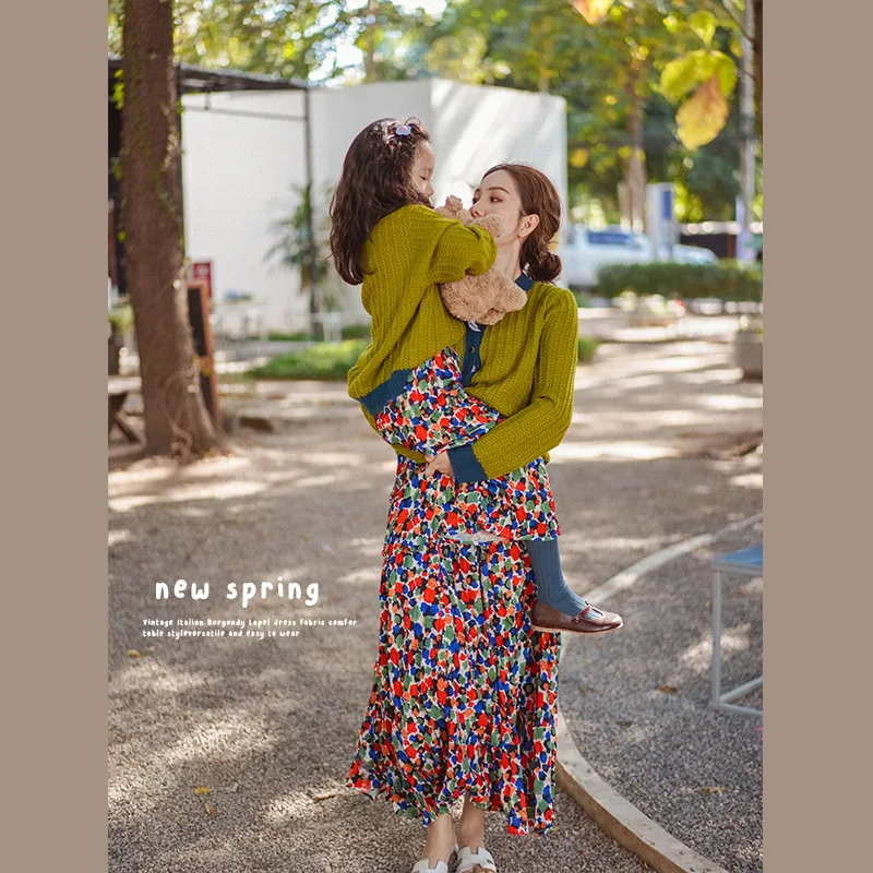 Parent-child Wear 2022 New Trendy Spring and Autumn Foreign Style Girls' Skirts Fried Street Mother and Daughter Clothes
Parent-child Wear 2022 New Trendy Spring and Autumn Foreign Style Girls' Skirts Fried Street Mother and Daughter Clothes