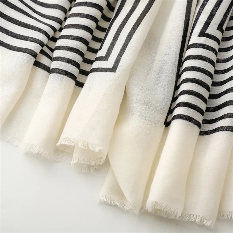 Женский тонкий шарф из хлопка и льна цветной шелковый в полоску с