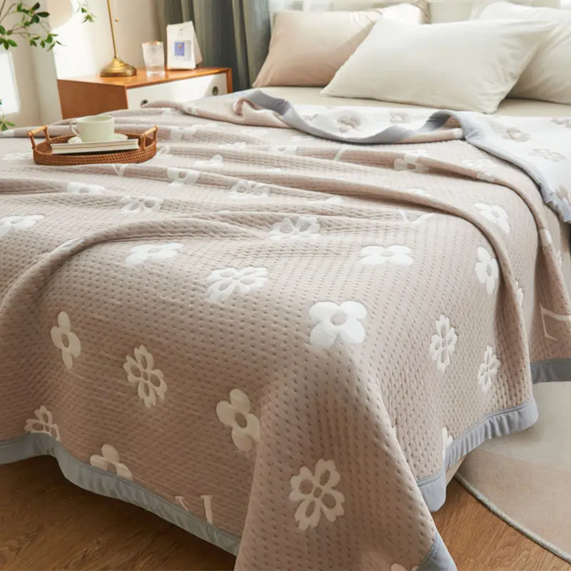 

Air conditioning is cool in summer, quilt, towel, nap in summer, sleep, blanket, sofa blanket, available in four seasons