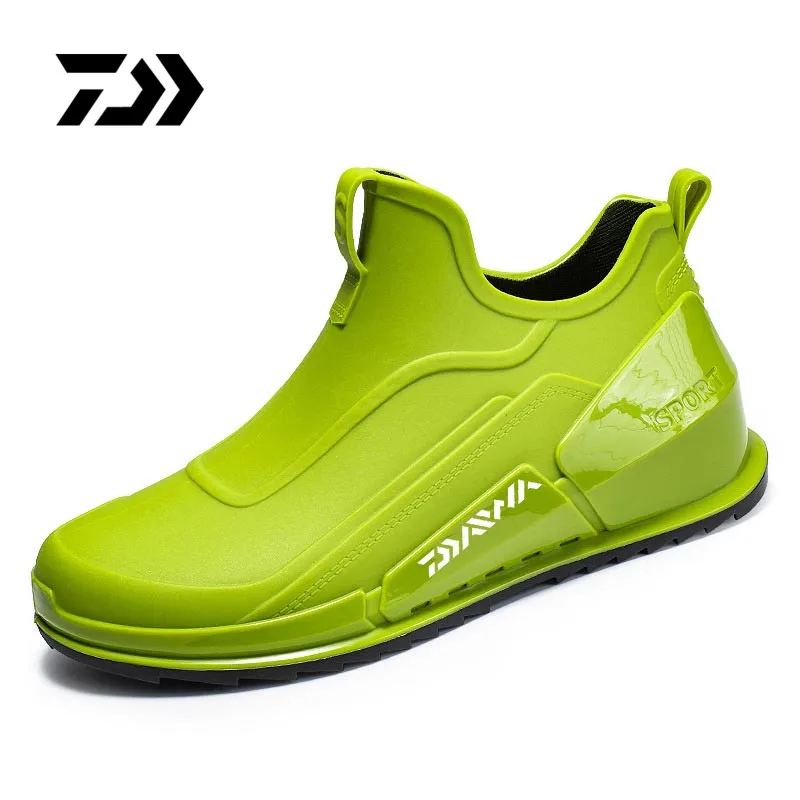 

2023 New Daiwa Fishing Shoes Men's Non-slip Waterproof Fishing Shoes Short Rain Boots Outdoor Sports Hiking Boots