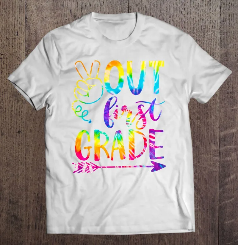 

Футболка Peace Out мужская с принтом во время первого класса с надписью «Happy Last Day Of School»
