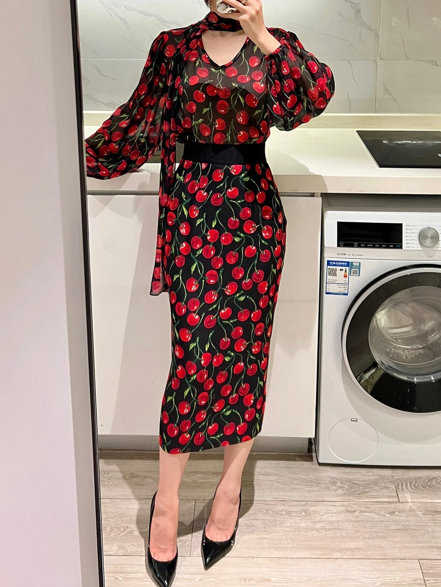 Рисунок 4 - Женская юбка с леопардовым принтом