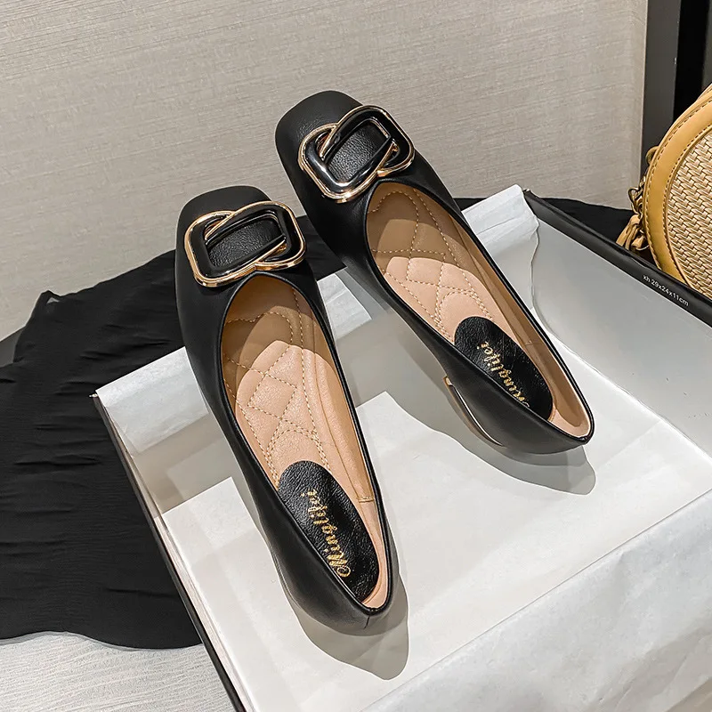 Plus Size 35-43 Women Low Heel Pumps Shoes Fashion Buckle Decoration Flats Office Lady Slip on Leaher Loafers Spring shoes Q5-2