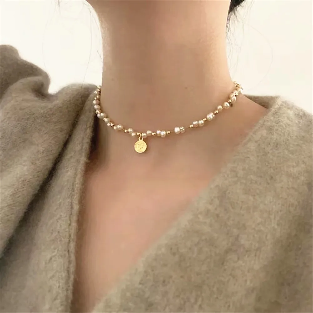 

Double Beaded Natural Freshwater Pearl Golden Bean Necklace Disc Pendant Simple Luxury Vintage Style Women Jewelry Girl Gift
